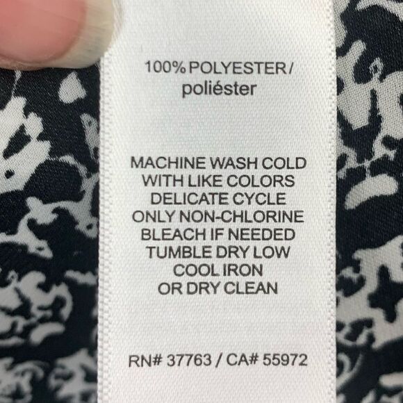 Laundry by Shelli Segal Surplice V neck Blouse black and white L - Picture 5 of 6